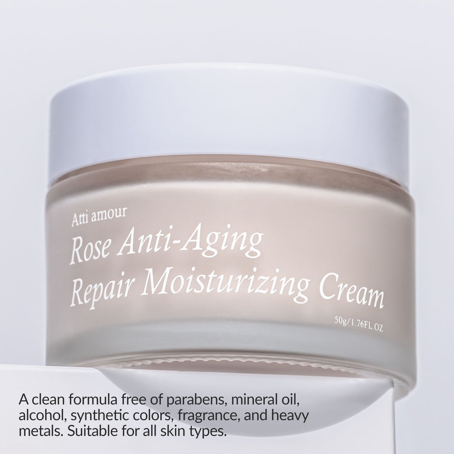 Anti-aging moisturizing cream with rosewater and niacinamide for soft, youthful skin