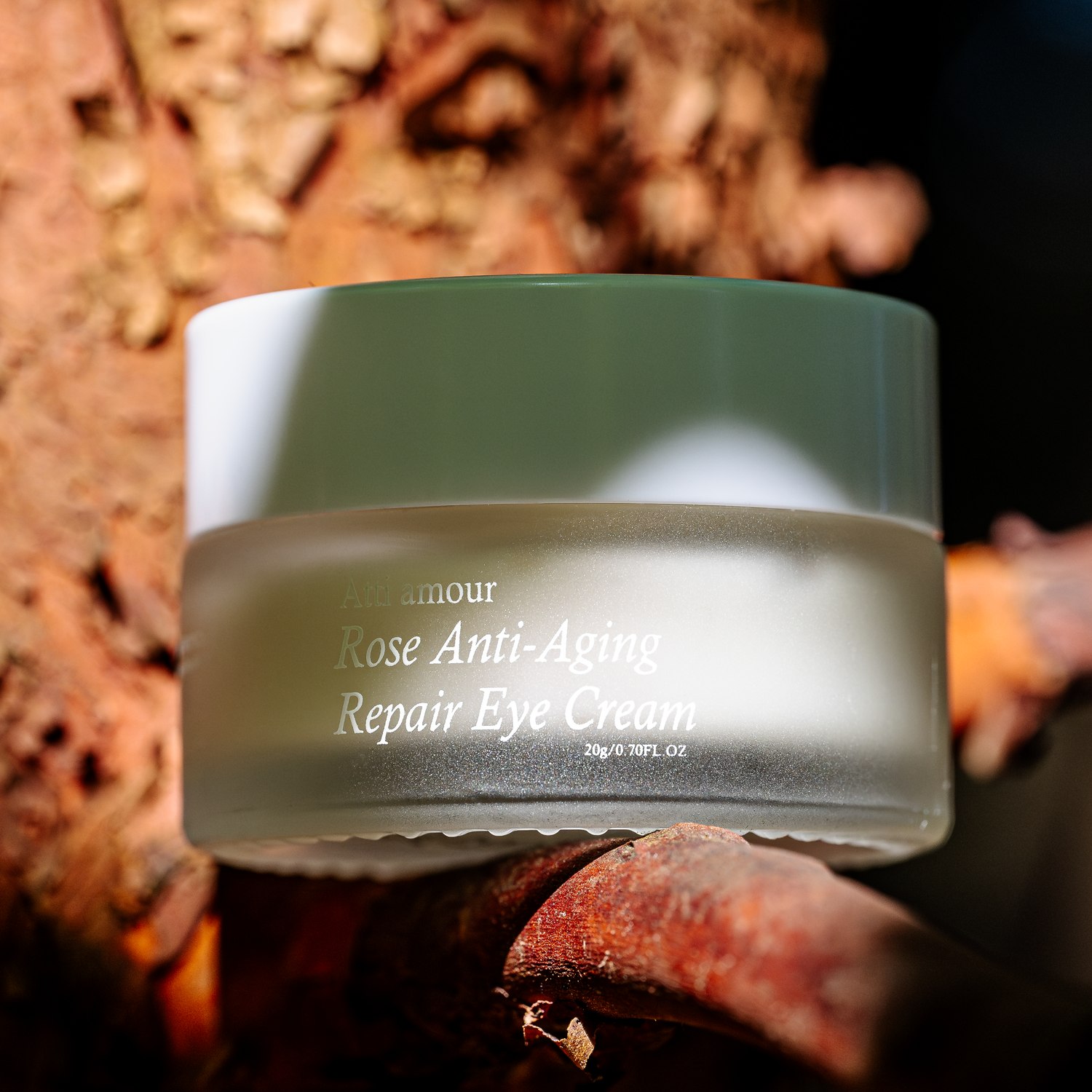 Hydrating Korean eye cream with hyaluronic acid and natural rose extract for all skin type